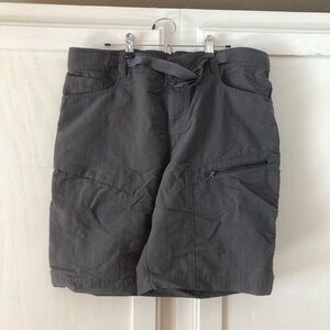 The North Face Men's Dark Gray Cargo Shorts